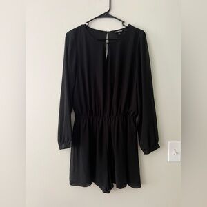 Black Romper, Sheet Sleeves
